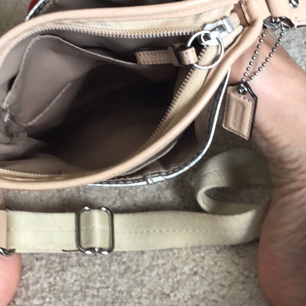 Bags - Picture 14 of 16